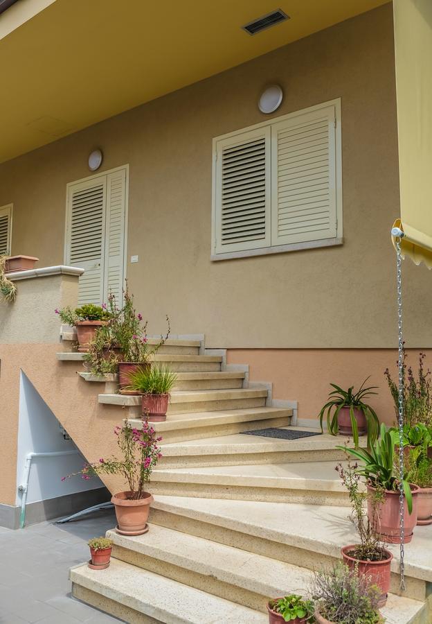 Ariadnes Apartments Tirana Bagian luar foto