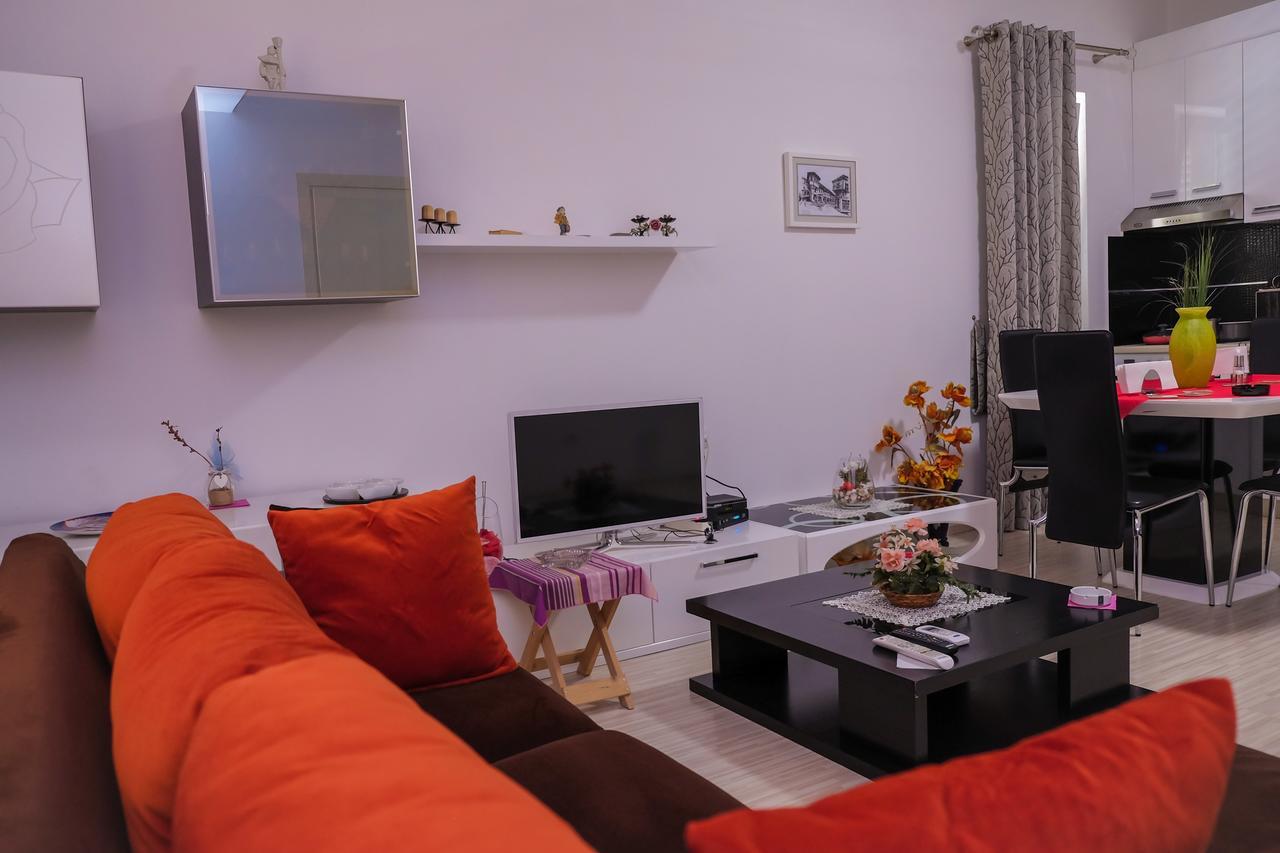 Ariadnes Apartments Tirana Bagian luar foto