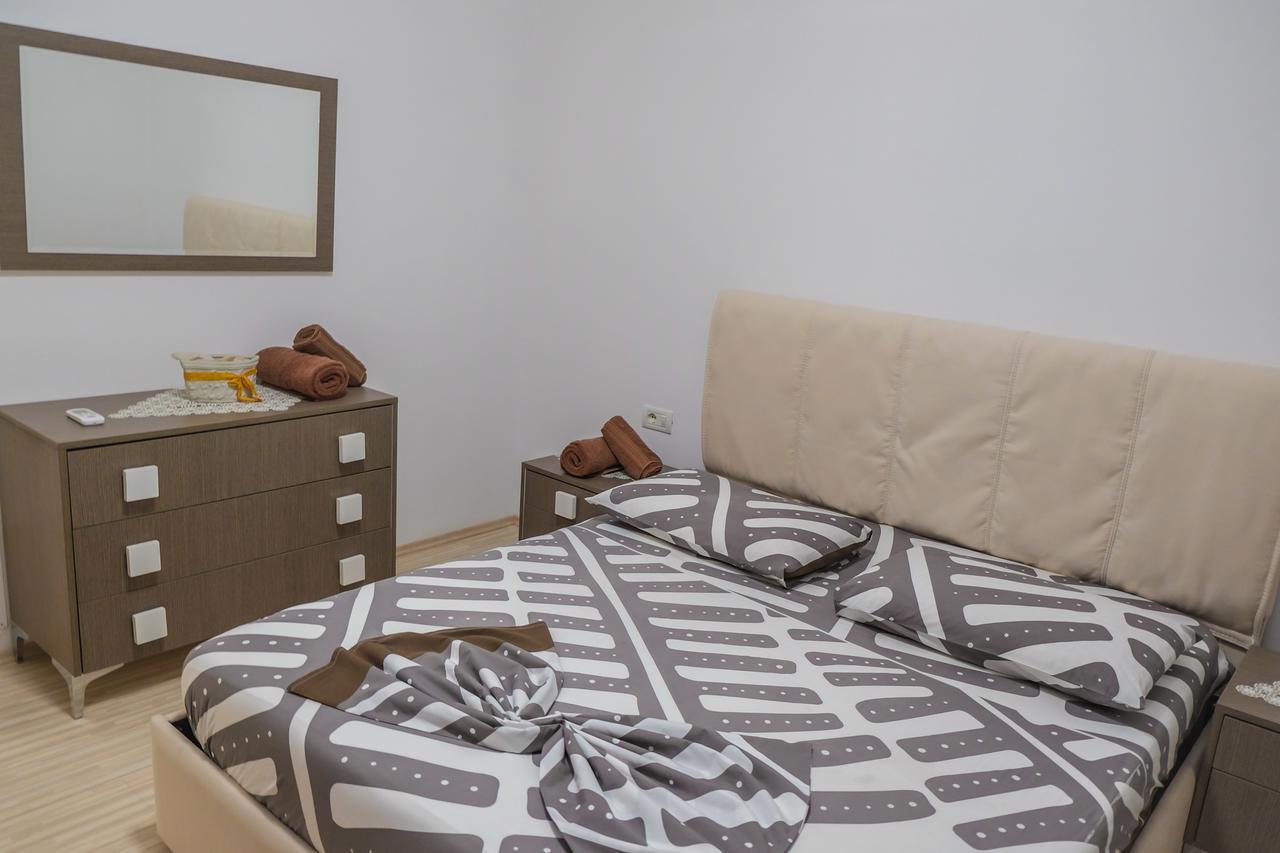 Ariadnes Apartments Tirana Bagian luar foto