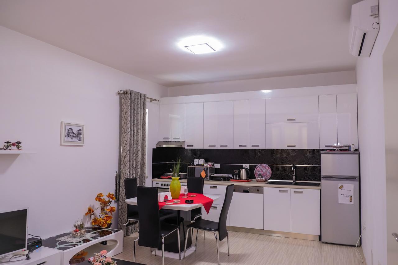 Ariadnes Apartments Tirana Bagian luar foto